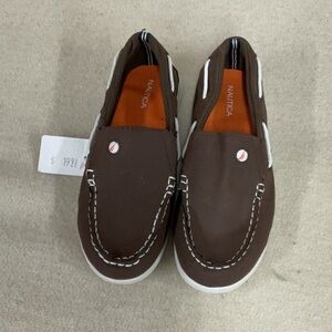 NWT Boys Nautica slip on shoes